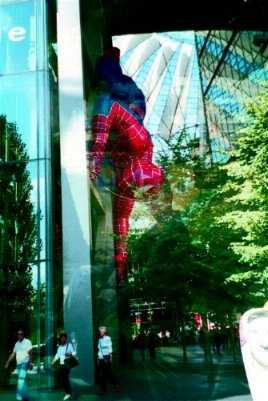 I'm not a superman,frame da video